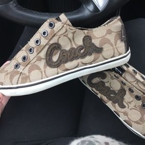 Size 7.5 coach sneakers